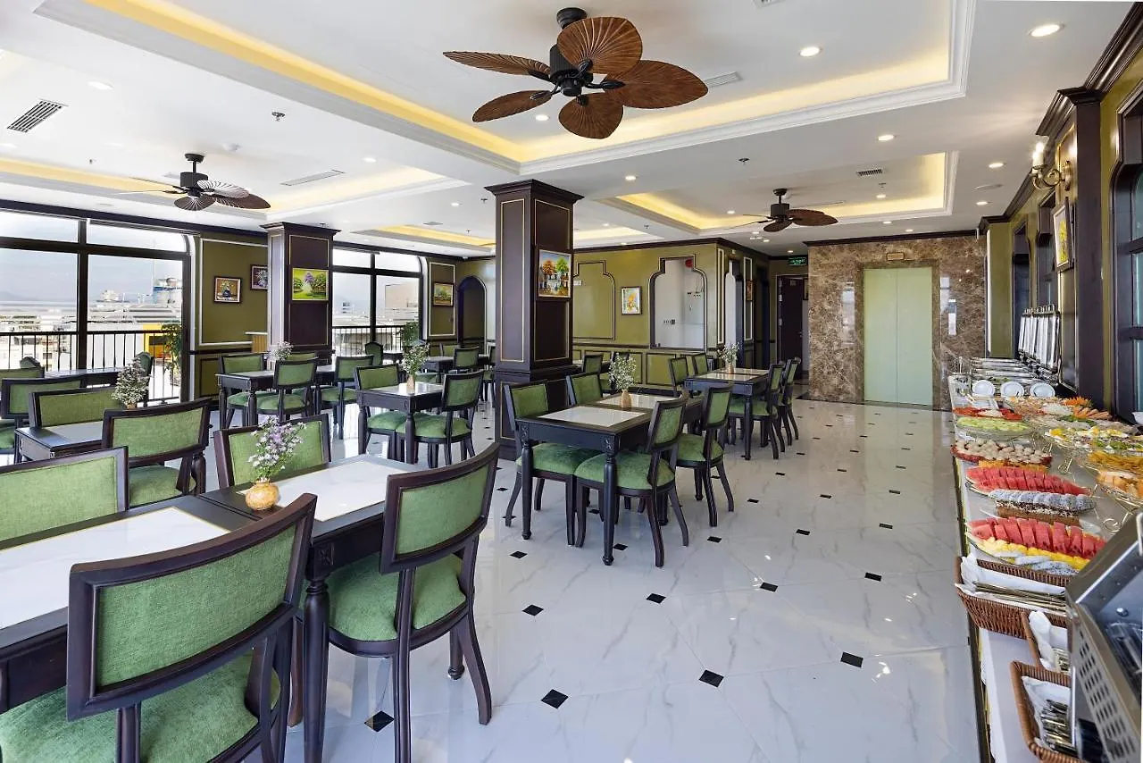 Charming Beauty Hotel Da Nang 3*,