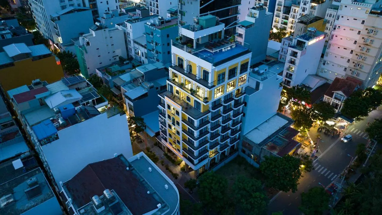 Charming Beauty Hotel Da Nang Vietnam