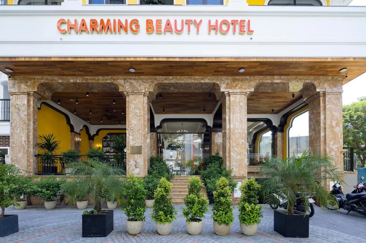 Charming Beauty Hotel Da Nang