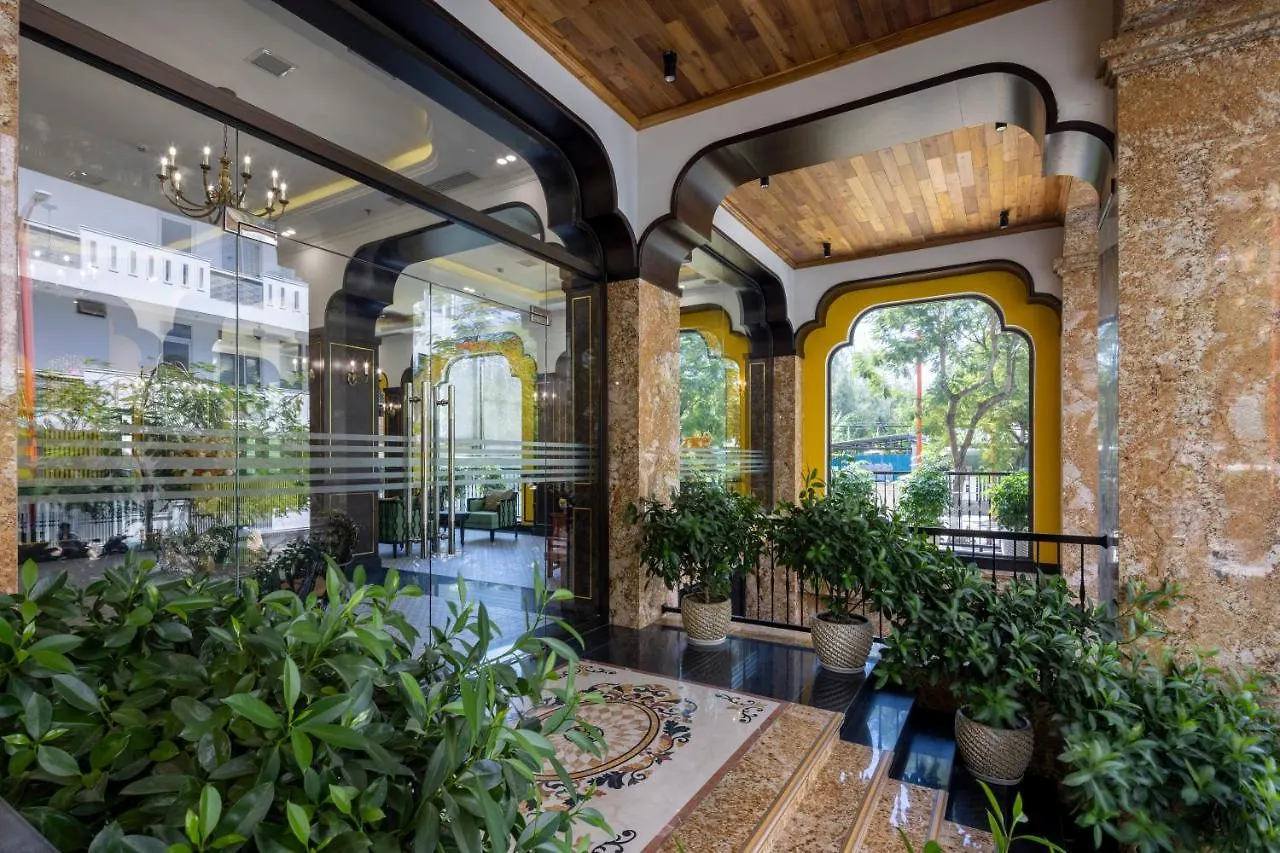 Charming Beauty Hotel Da Nang 3*,  Vietnam