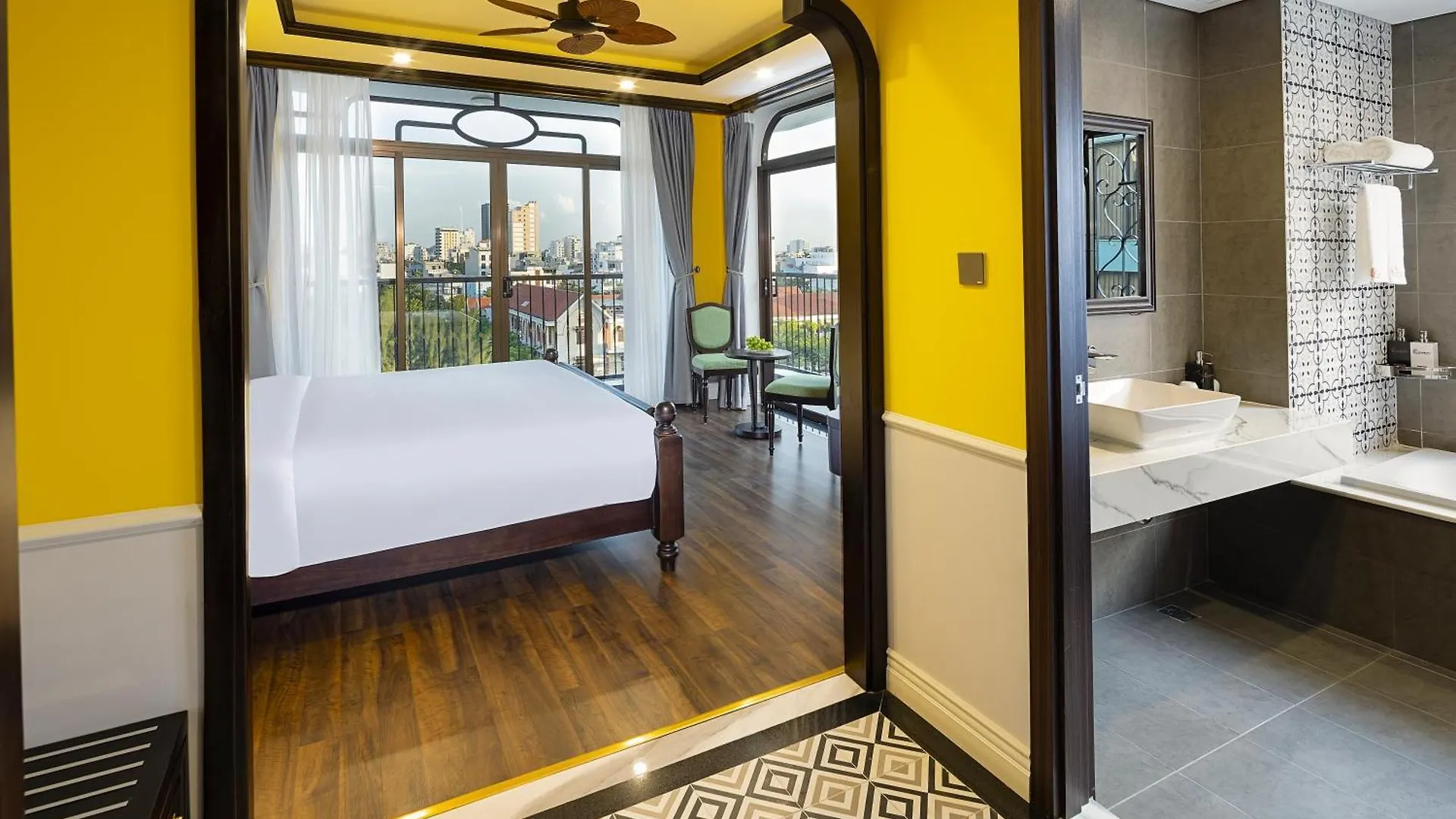 Charming Beauty Hotel Da Nang
